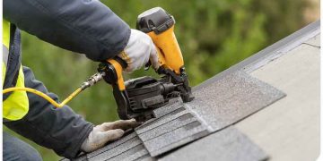 Roof Repair vs. Replacement: 3 Key Factors to Consider