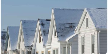 What’s the Advantage of Winter Roof Replacement?